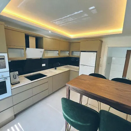 #8 Kargi - Luxerioese Duplex Mit Pool, Garten, Balkonen In Meeresnaehe Lägenhet